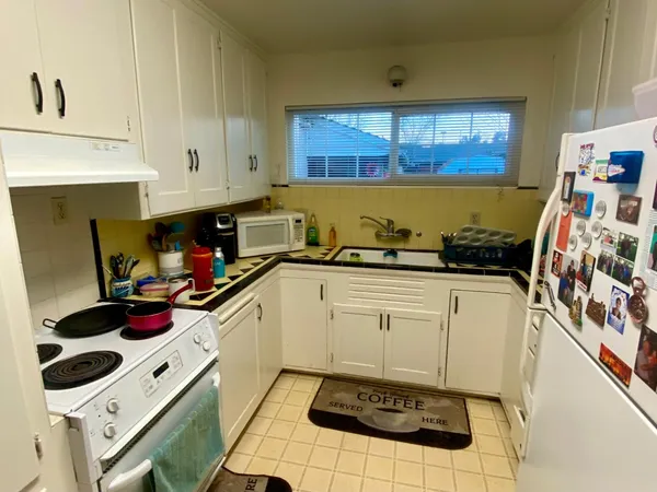$249,500 | 425 University Avenue, Coalinga, CA 93210