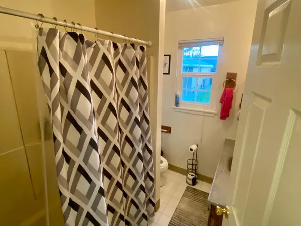 $249,500 | 425 University Avenue, Coalinga, CA 93210