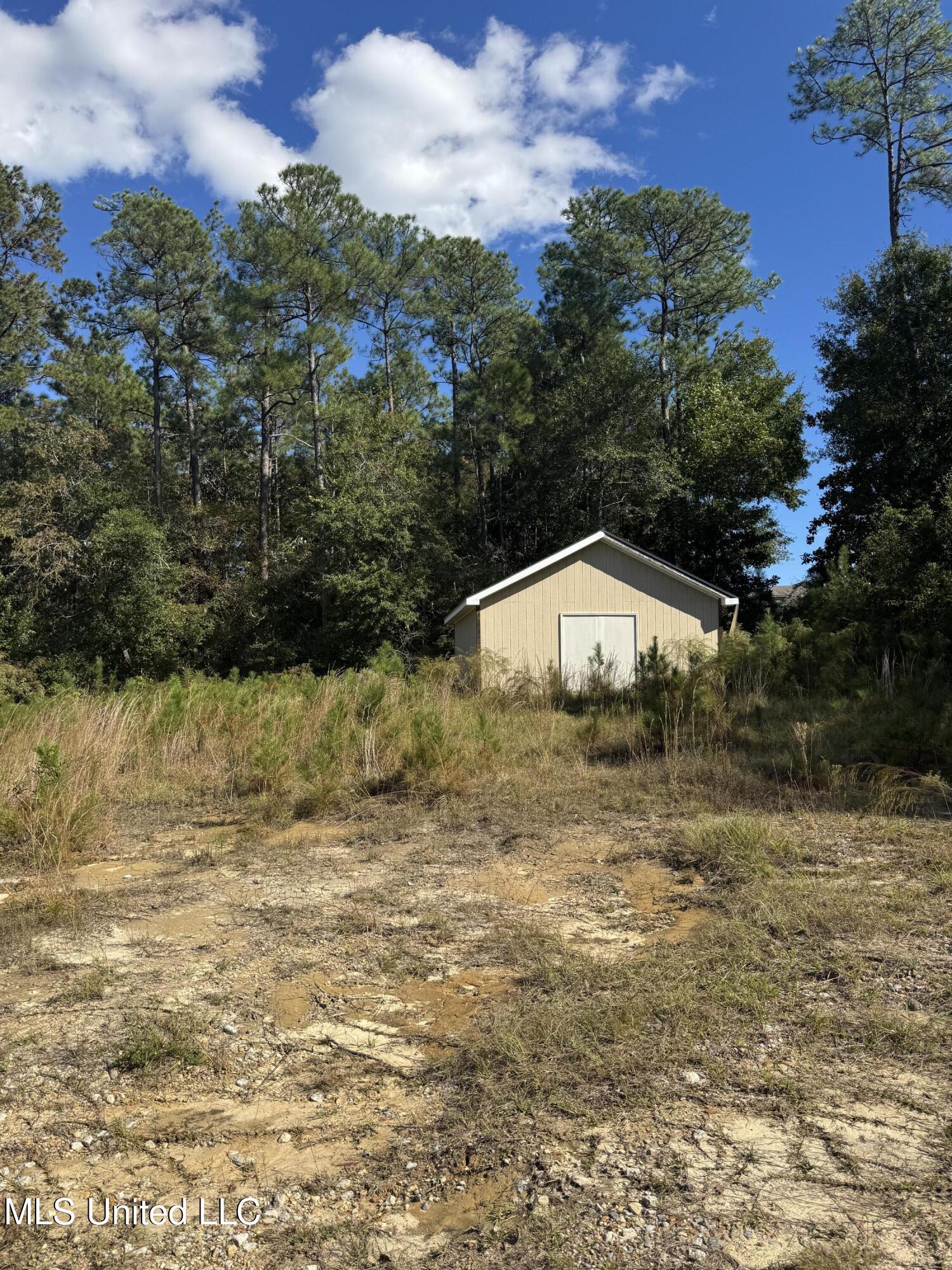 13350 Wash Fayard Road Biloxi, MS 39532 - Photo 4 of 10 IMG_2549-1