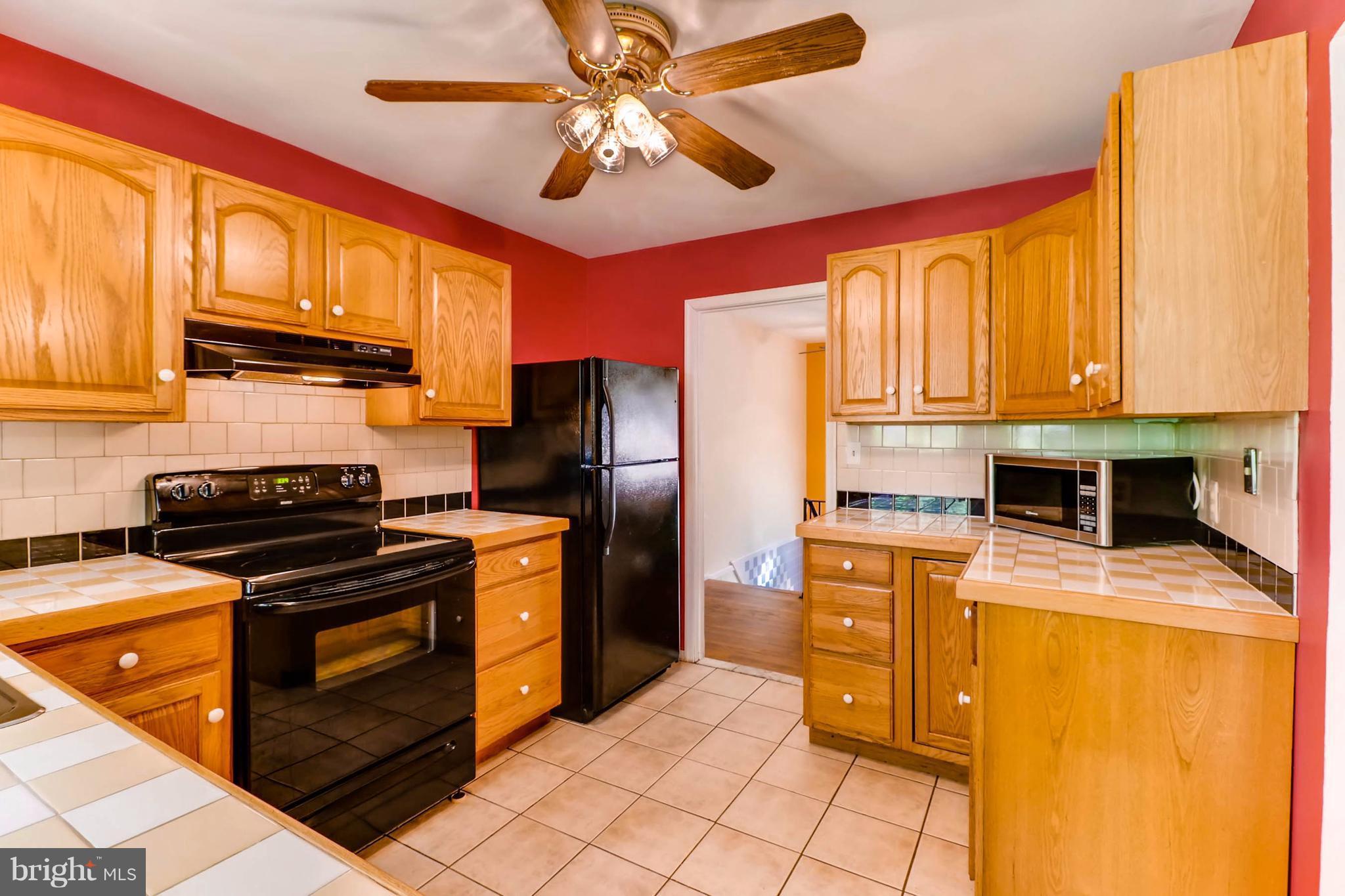 2518 Hanson Road Edgewood, MD 21040 - Photo 7 of 27 Kitchen