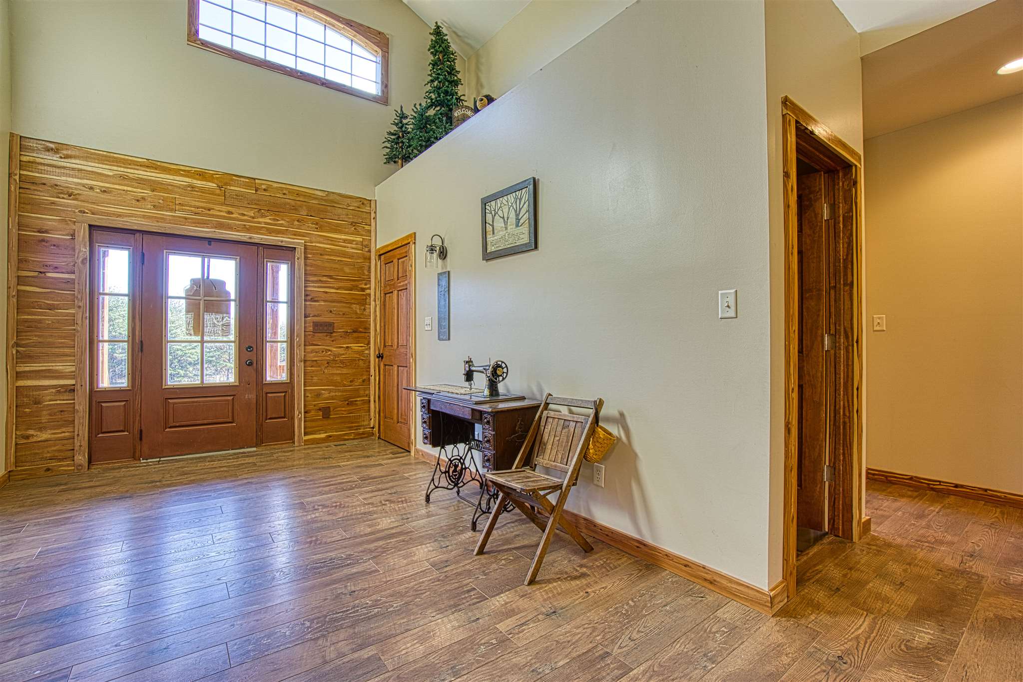 277 West Kelly Road Boonville, IN 47601 - Photo 3 of 35