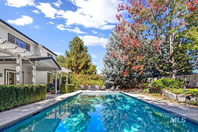 $998,000 | 650 North Clearpoint Way, Eagle, ID 83616