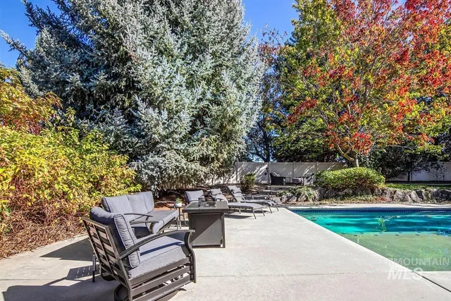 $998,000 | 650 North Clearpoint Way, Eagle, ID 83616