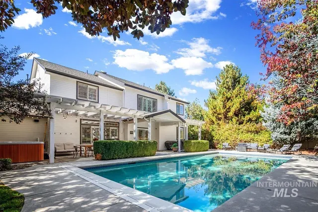 $975,000 | 650 North Clearpoint Way, Eagle, ID 83616