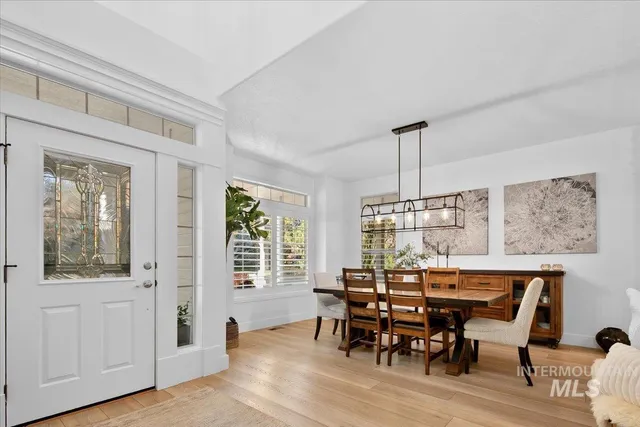 $998,000 | 650 North Clearpoint Way, Eagle, ID 83616