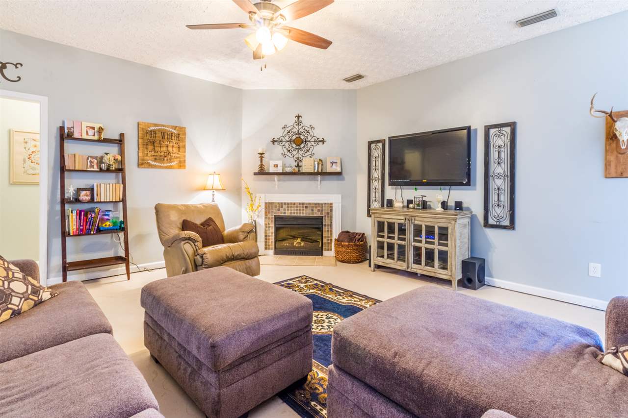 1317 Dominoe Trail Foley, AL 36535 - Photo 4 of 18