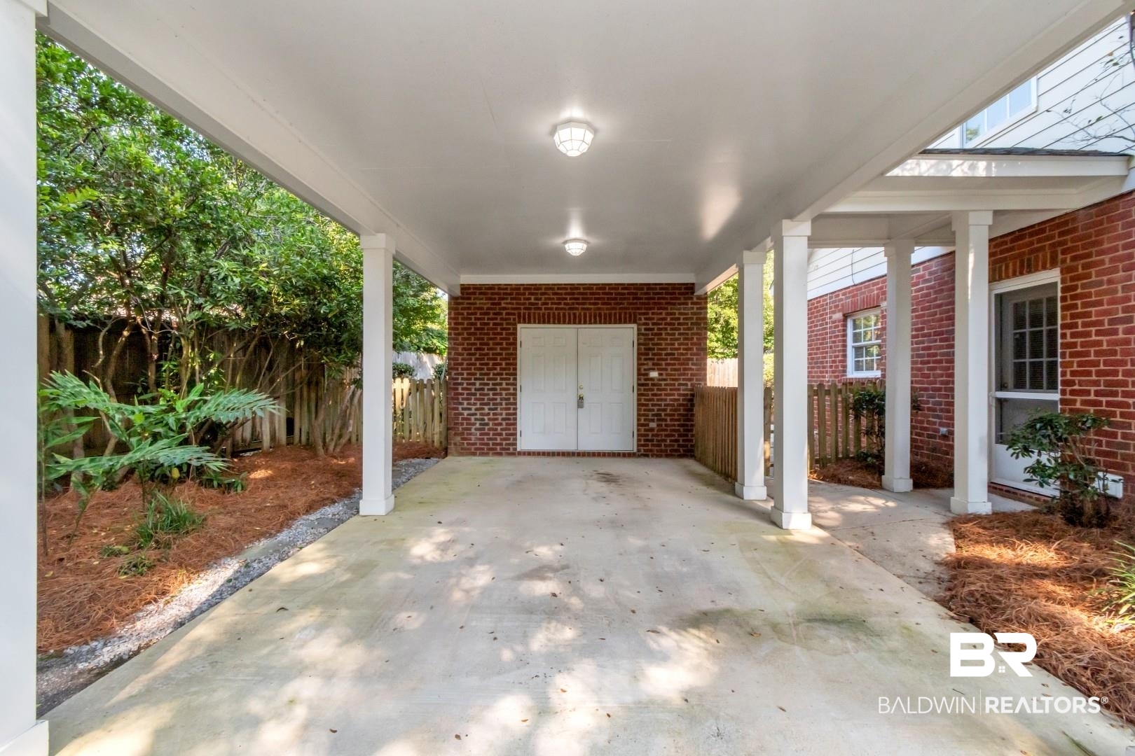 105 McHugh Lane Mobile, AL 36608 - Photo 28 of 30 View of patio