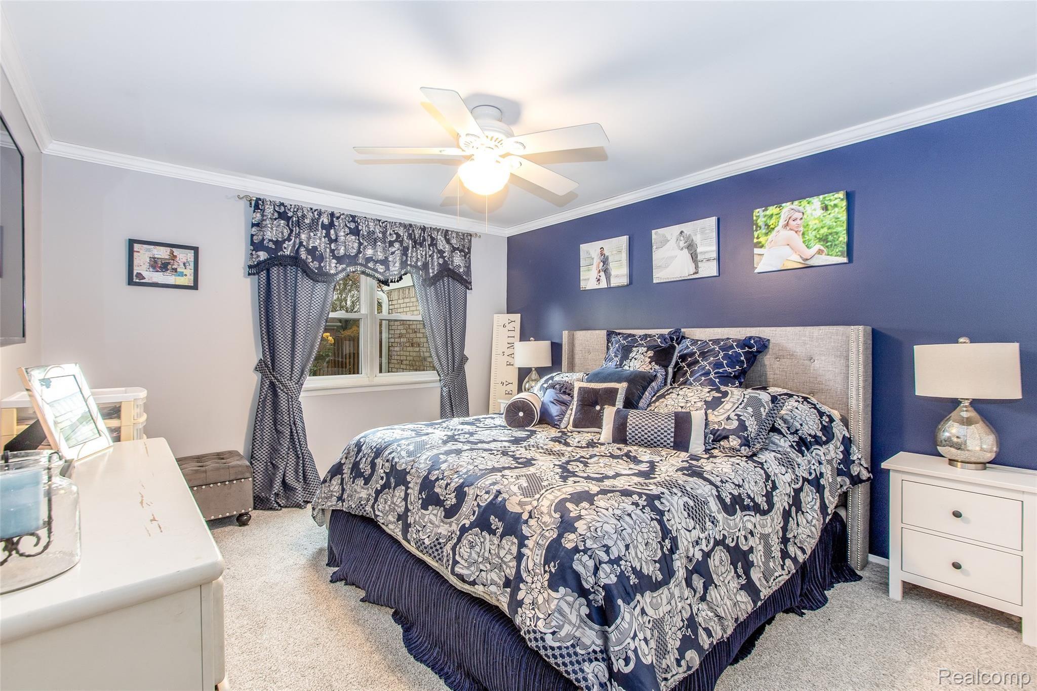 17500 Rudgate Street Southgate, MI 48195 - Photo 8 of 29 17500-38.jpg