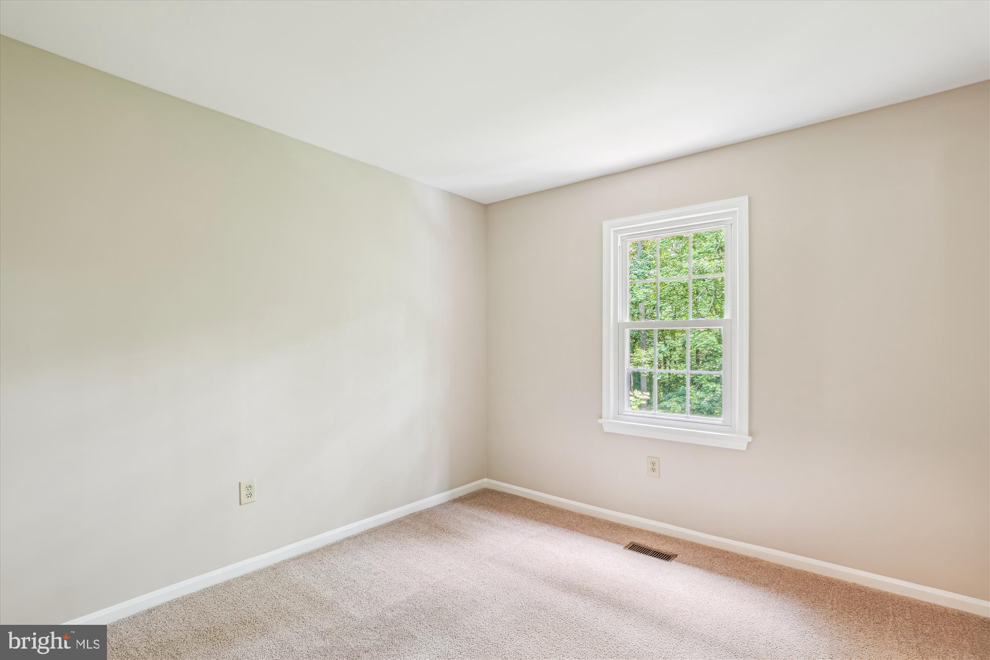 7708 Shootingstar Drive Springfield, VA 22152 - Photo 29 of 62 Bedroom 2