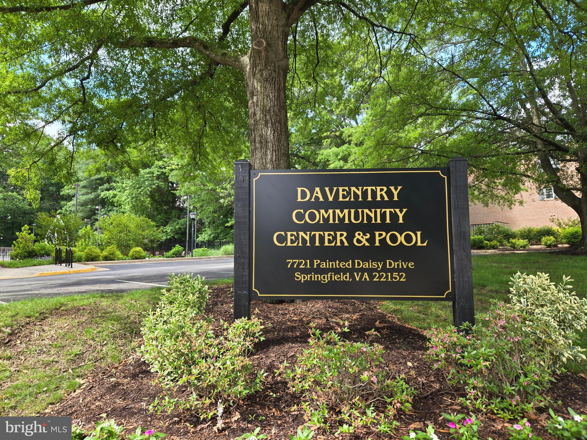 7708 Shootingstar Drive Springfield, VA 22152 - Photo 50 of 62 DAVENTRY COMMUNITY!