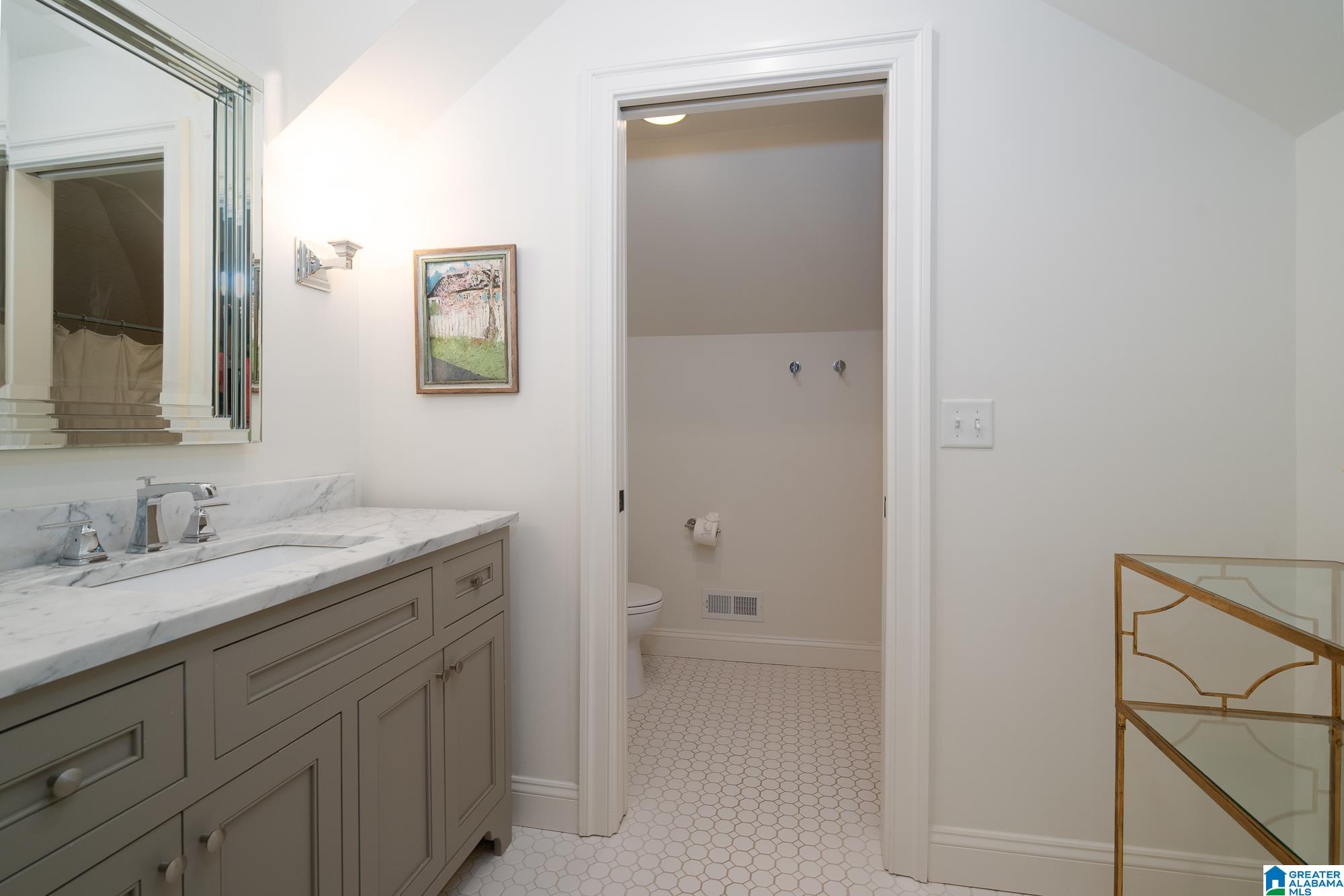 2221 Shades Crest Road Birmingham, AL 35216 - Photo 39 of 62