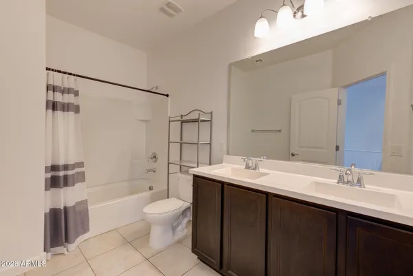 $375,000 | 1367 South Country Club Drive, Unit 1125, Mesa, AZ 85210