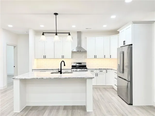 $415,000 | 2804 Craftsman Drive, Sedalia, MO 65301