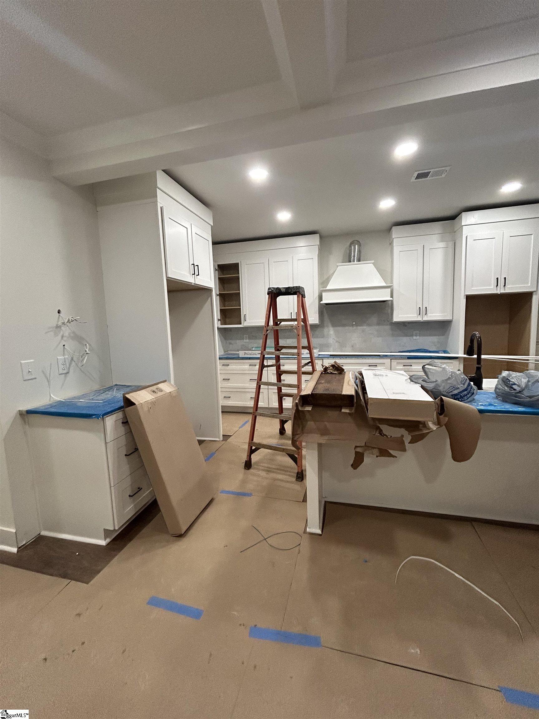 446 North Glassy Mountain Road Landrum, SC 29356 - Photo 36 of 47