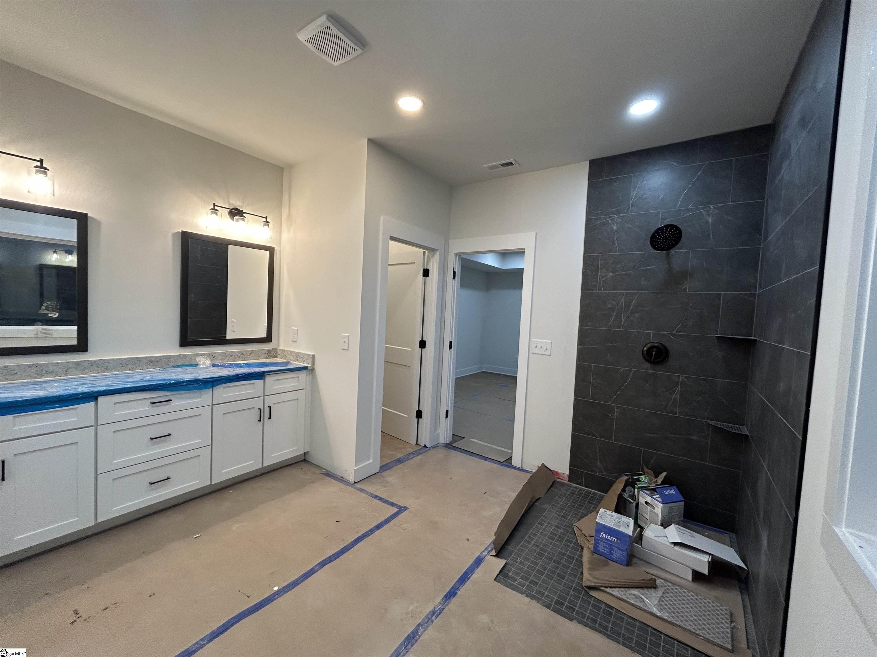 446 North Glassy Mountain Road Landrum, SC 29356 - Photo 5 of 47