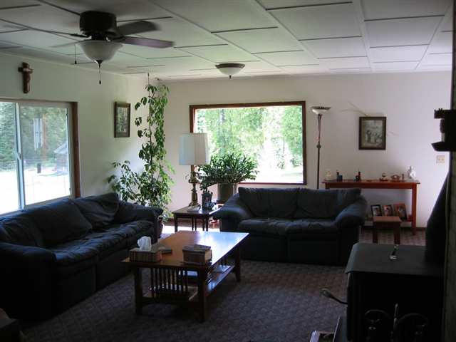 402 Balcom Road Newport, WA 99156 - Photo 5 of 9