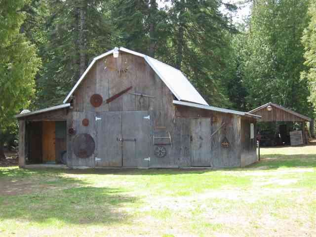 402 Balcom Road Newport, WA 99156 - Photo 8 of 9