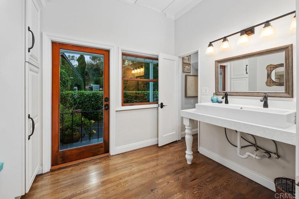 713 Quiet Hills Farm Road Escondido, CA 92029 - Photo 13 of 51 Mudroom with Half Bath
