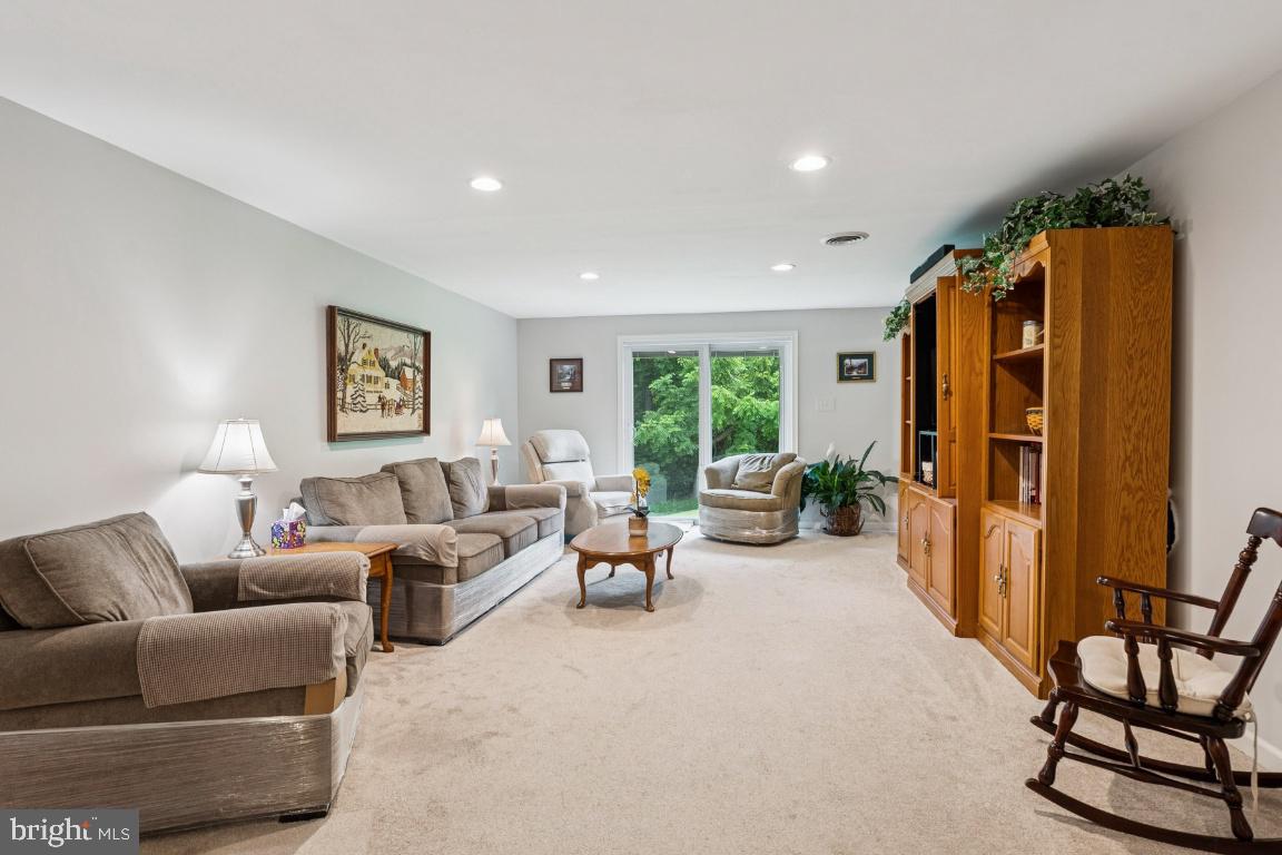 7939 Old Washington Road Woodbine, MD 21797 - Photo 3 of 48 Gallery Image 3