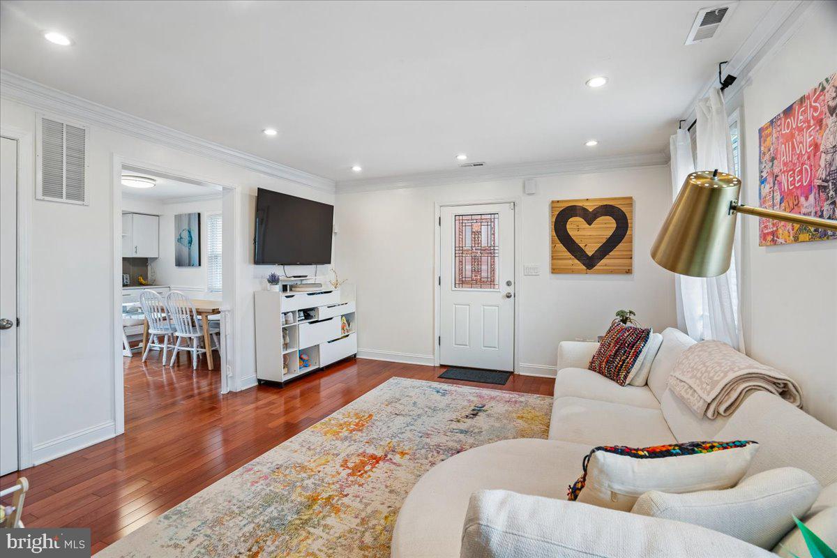 5046 12th Street Northeast Washington, DC 20017 - Photo 8 of 52