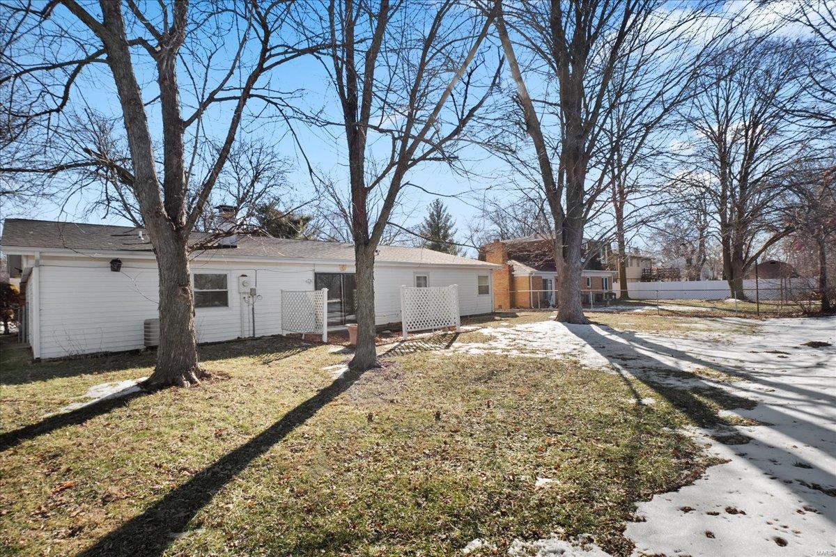 3005 Mill Springs Road Belleville, IL 62221 - Photo 33 of 38 Gallery Image 33