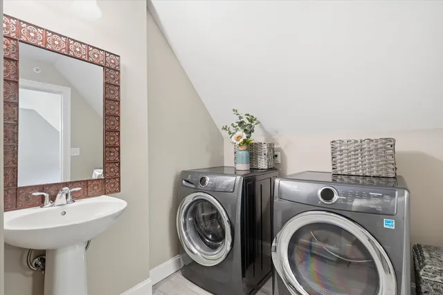 $549,000 | 249 Villager Road, Chester, NH 03036