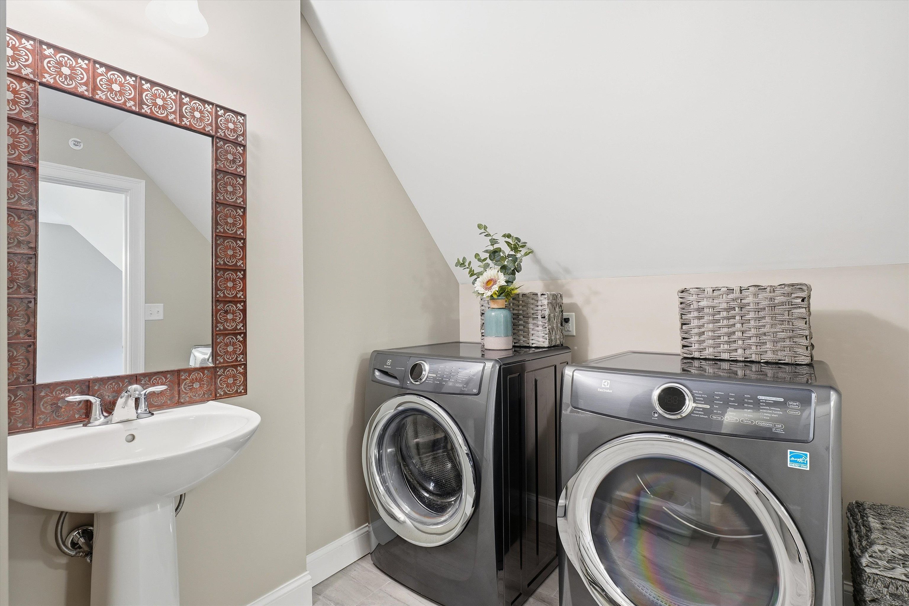 249 Villager Road Chester, NH 03036 - Photo 32 of 52