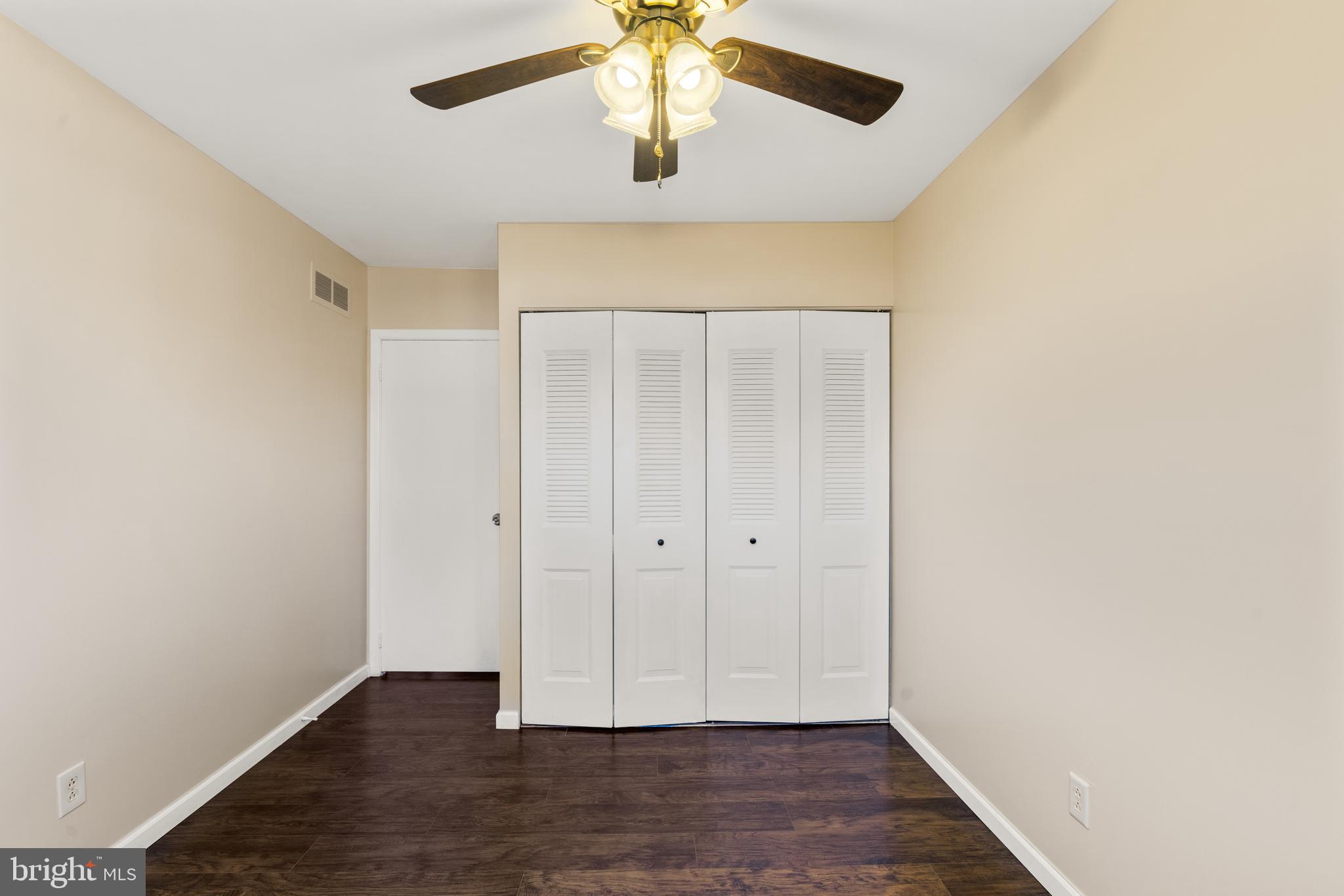 13043 Townsend Road, Unit H3 Philadelphia, PA 19154 - Photo 26 of 31 3rd bedroom upstairs