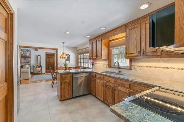 $764,900 | 34 Ballard Road, Derry, NH 03038