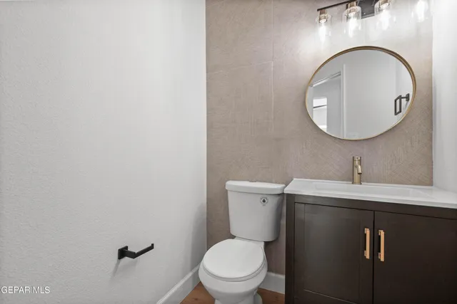 $649,900 | 6357 Calle Del Rio Lane, El Paso, TX 79912