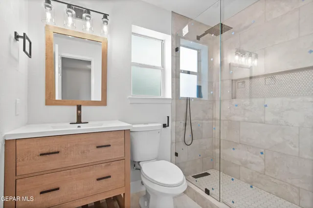 $649,900 | 6357 Calle Del Rio Lane, El Paso, TX 79912