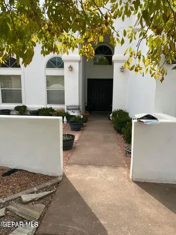 $649,900 | 6357 Calle Del Rio Lane, El Paso, TX 79912