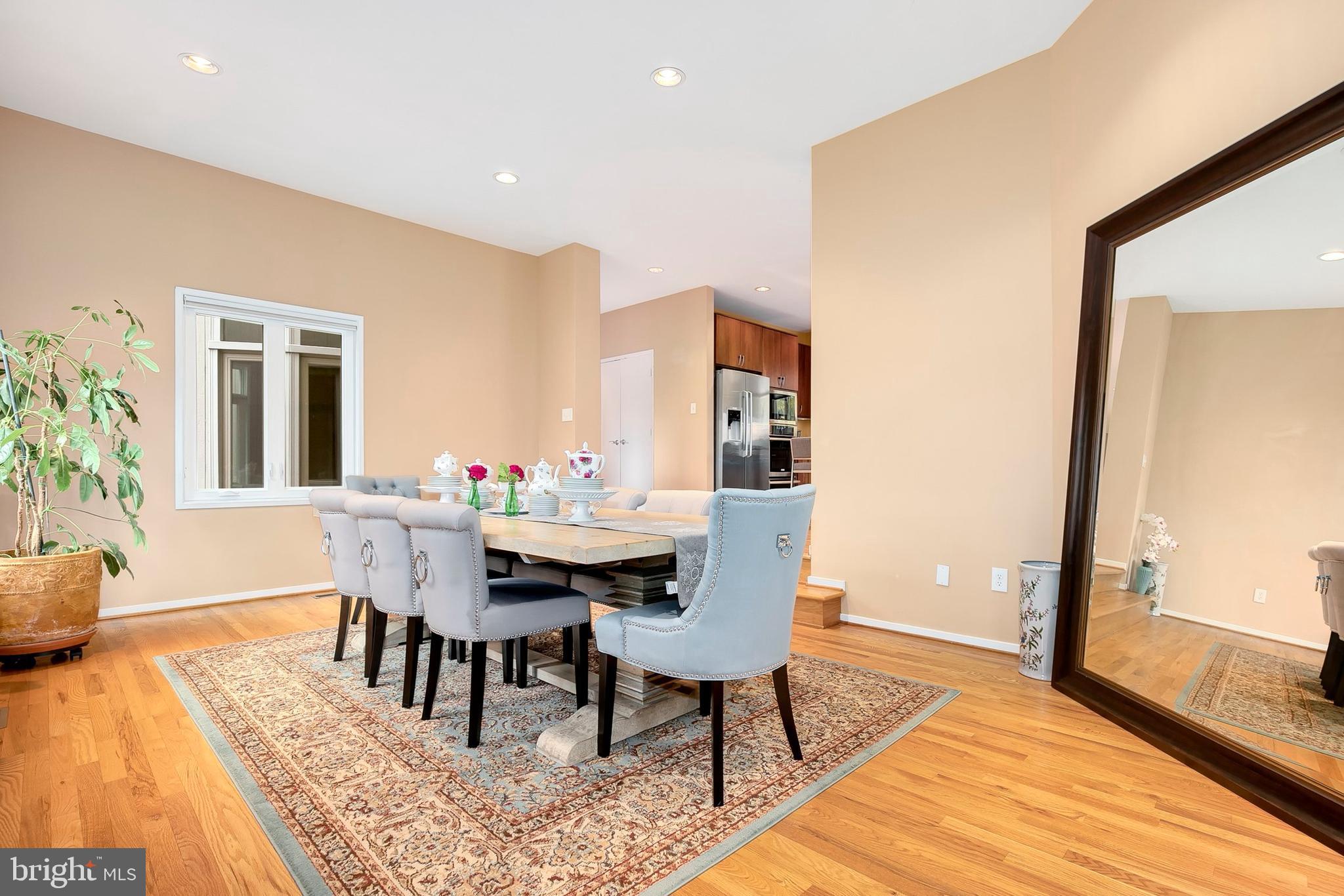 2045 Beacon Place Reston, VA 20191 - Photo 15 of 59