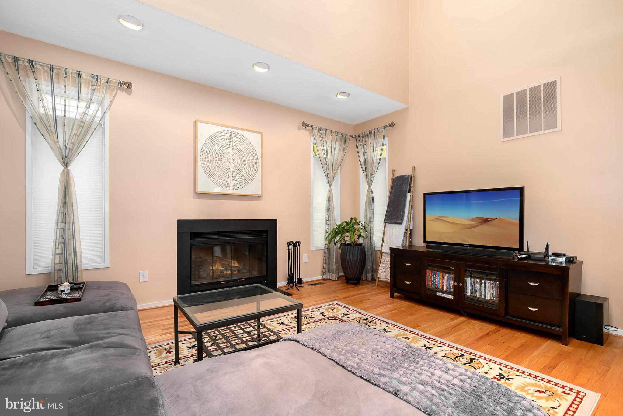 2045 Beacon Place Reston, VA 20191 - Photo 19 of 59