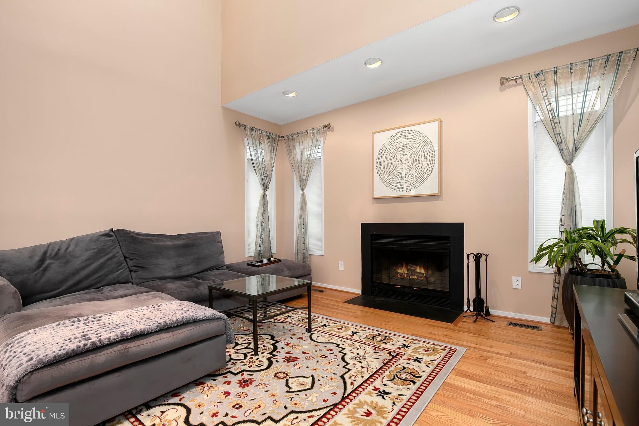 2045 Beacon Place Reston, VA 20191 - Photo 20 of 59