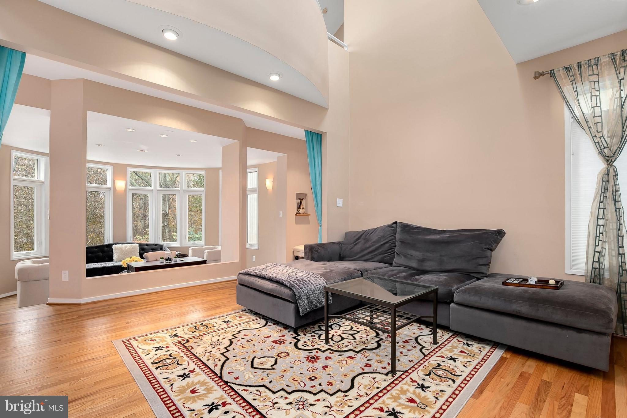 2045 Beacon Place Reston, VA 20191 - Photo 21 of 59