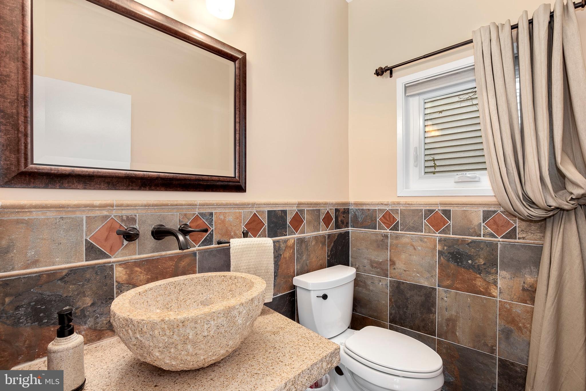 2045 Beacon Place Reston, VA 20191 - Photo 22 of 59