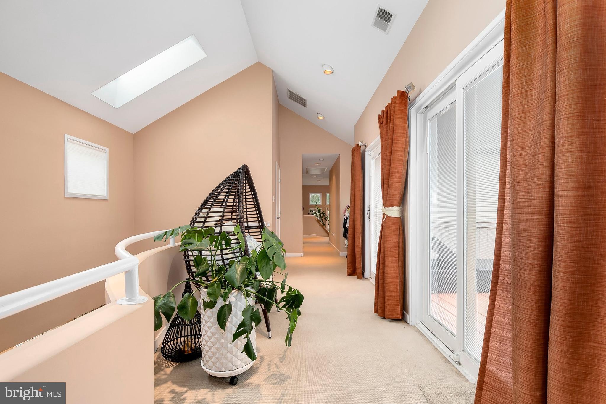 2045 Beacon Place Reston, VA 20191 - Photo 24 of 59