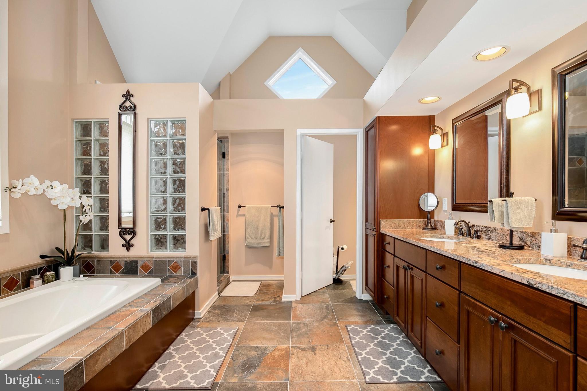 2045 Beacon Place Reston, VA 20191 - Photo 31 of 59