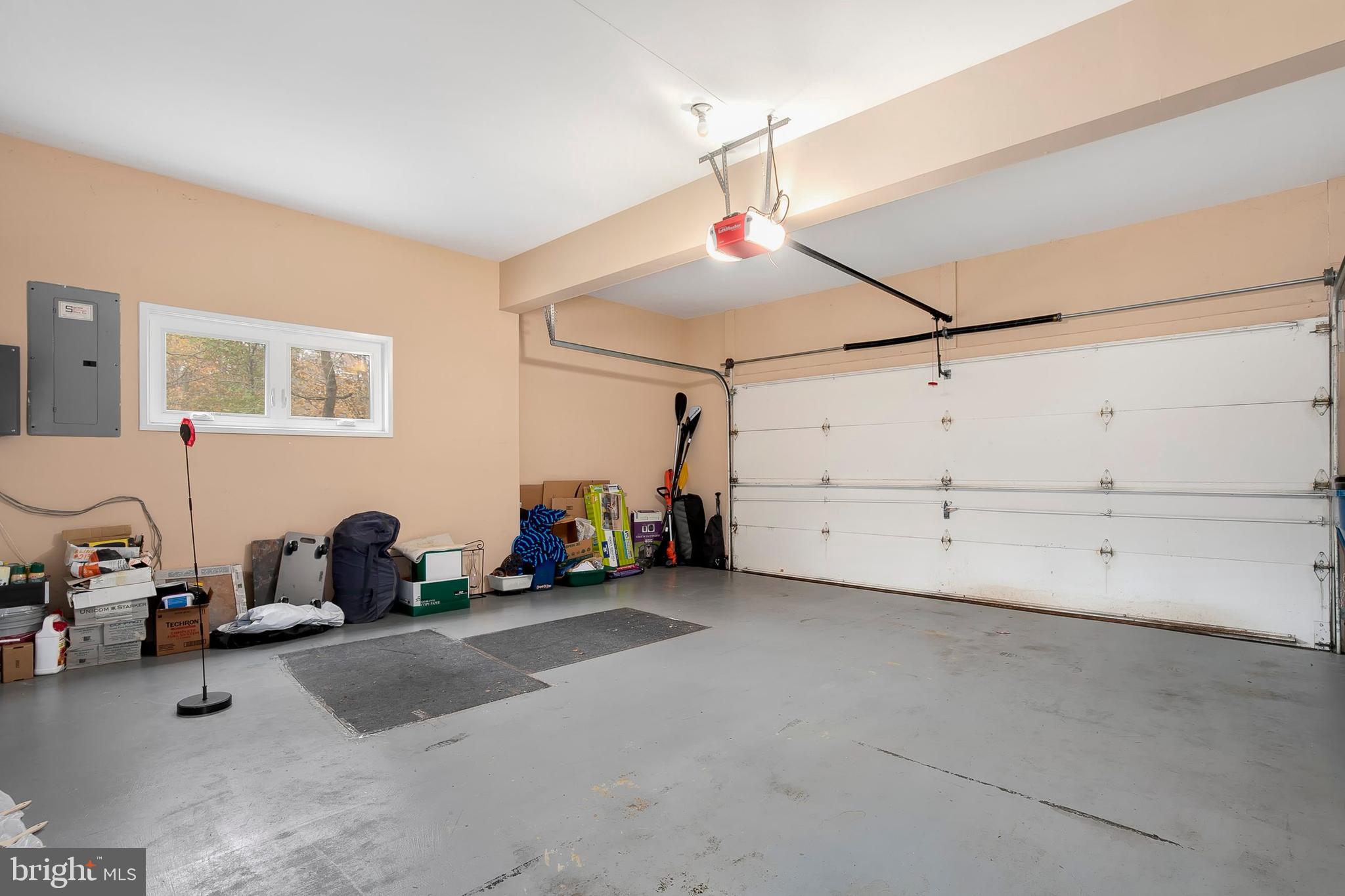 2045 Beacon Place Reston, VA 20191 - Photo 50 of 59