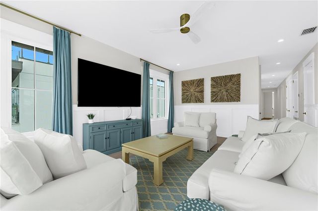 $9,495,000 | 551 South Washington Drive, Sarasota, FL 34236