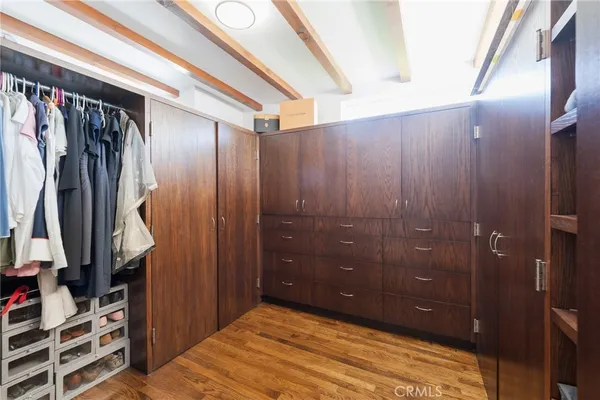 $16,995 | 2404 Laurel Avenue, Manhattan Beach, CA 90266