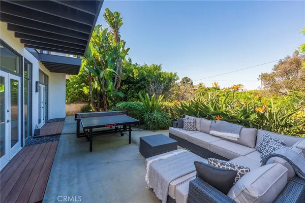 $16,995 | 2404 Laurel Avenue, Manhattan Beach, CA 90266