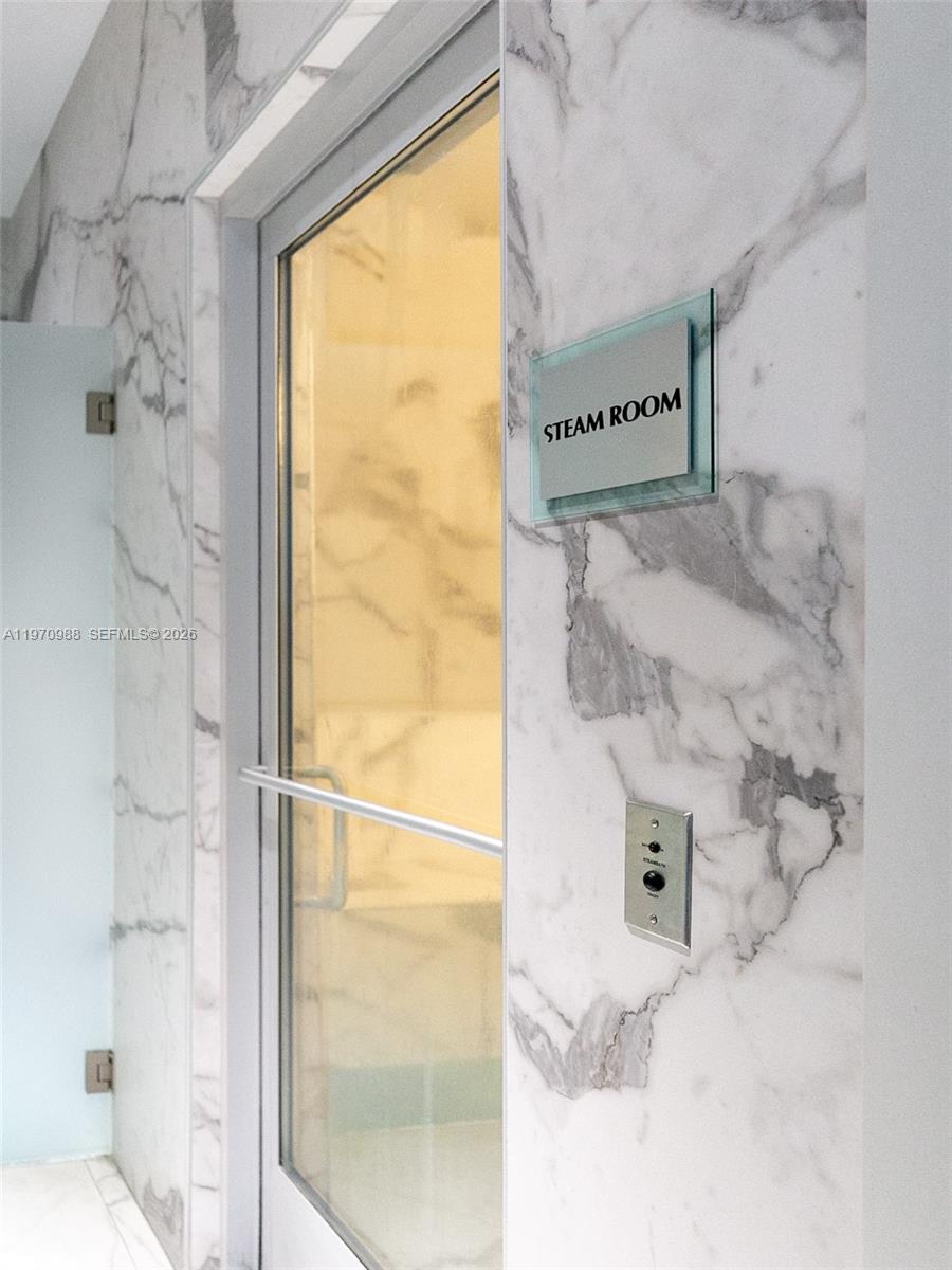 90 Southwest 3rd Street, Unit 1611 Miami, FL 33130 - Photo 31 of 44 a picture of a bathroom