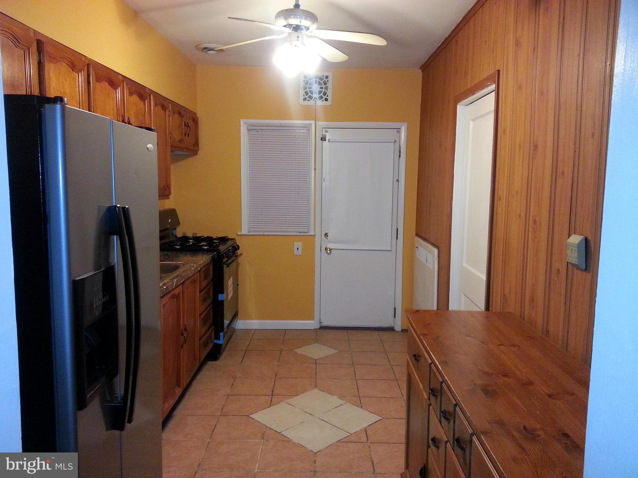 1513 Sheffield Road Baltimore, MD 21218 - Photo 6 of 16 Kitchen