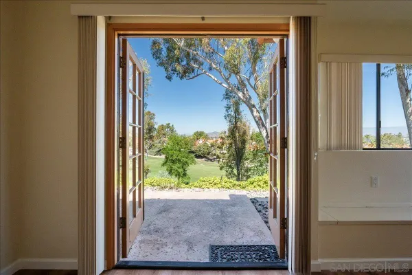 $750,000 | 12202 Paseo Lucido, Unit D, San Diego, CA 92128
