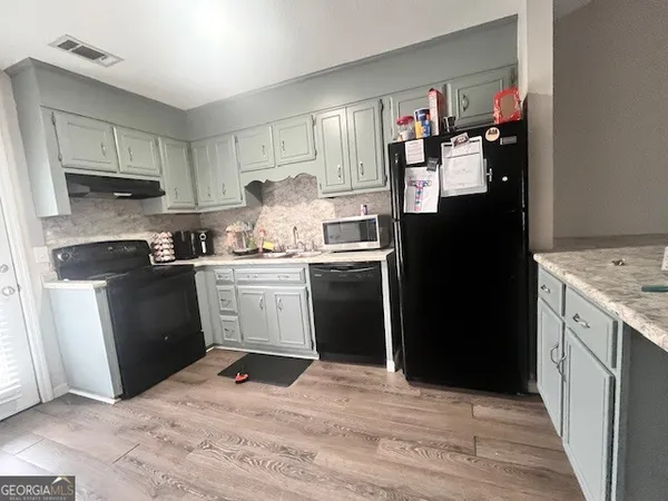 $109,000 | 140 Lanier Drive, Unit 30, Statesboro, GA 30458