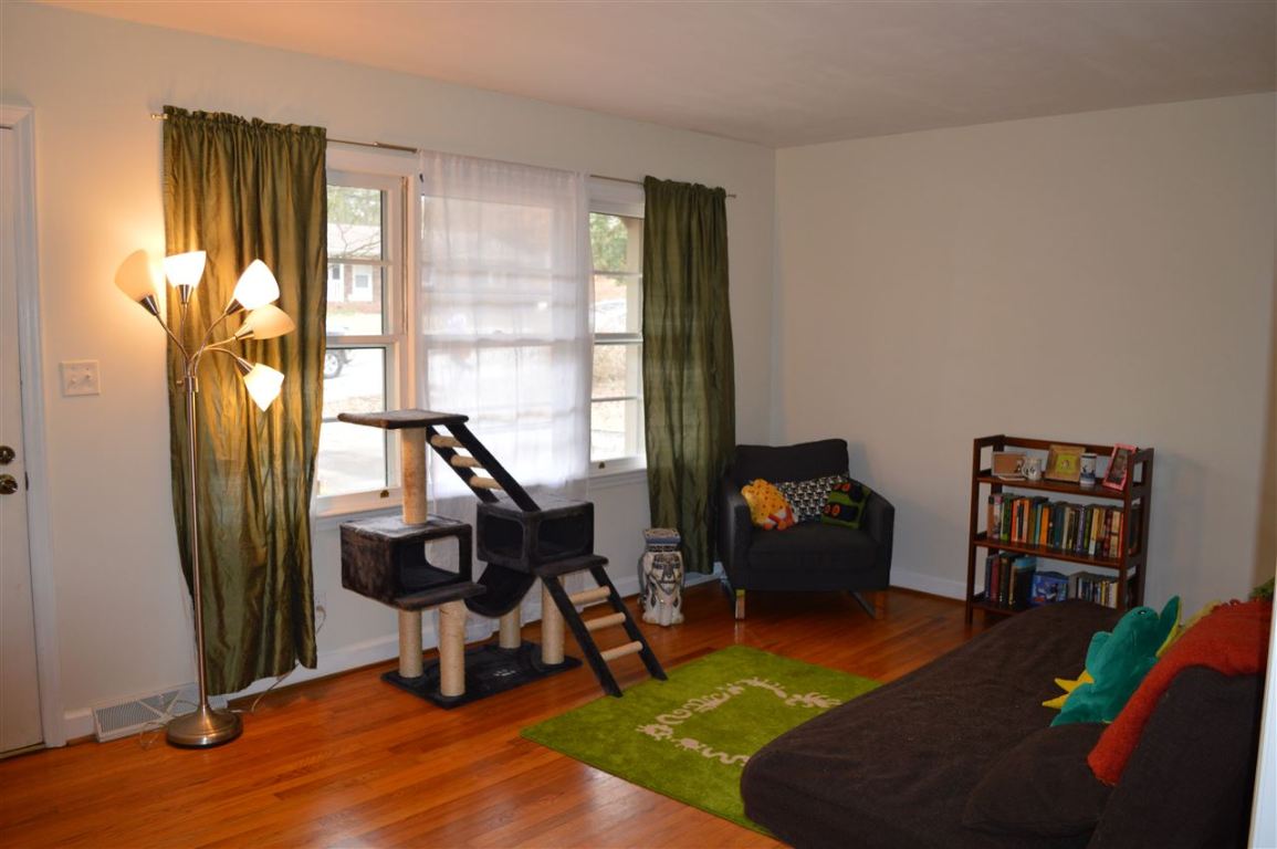 100 Riding Road Clemson, SC 29631 - Photo 8 of 22