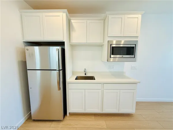 $2,999 | 8341 Caldera Hls Avenue, Las Vegas, NV 89147