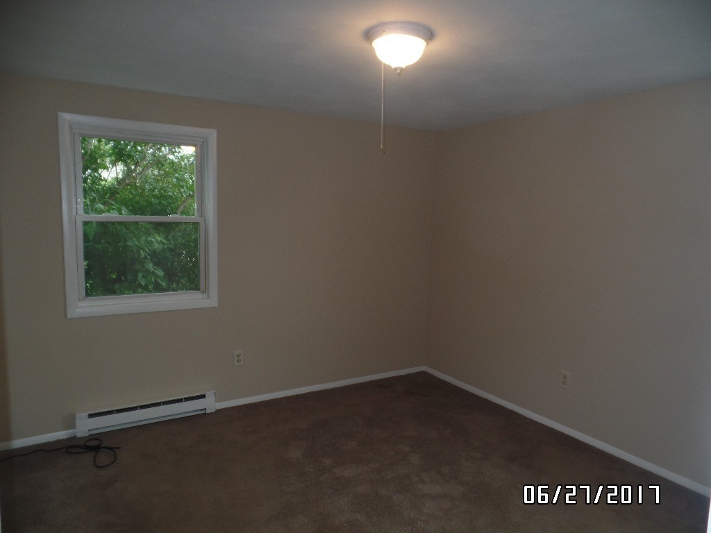 10 Bay Path Road Spencer, MA 01562 - Photo 11 of 15 Gallery Image 11